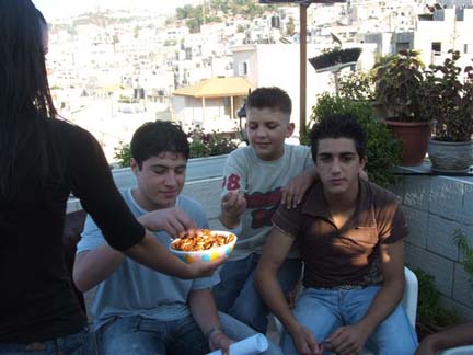 pcifam02.jpg - 52943 Bytes