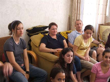 pcifam11.jpg - 49725 Bytes